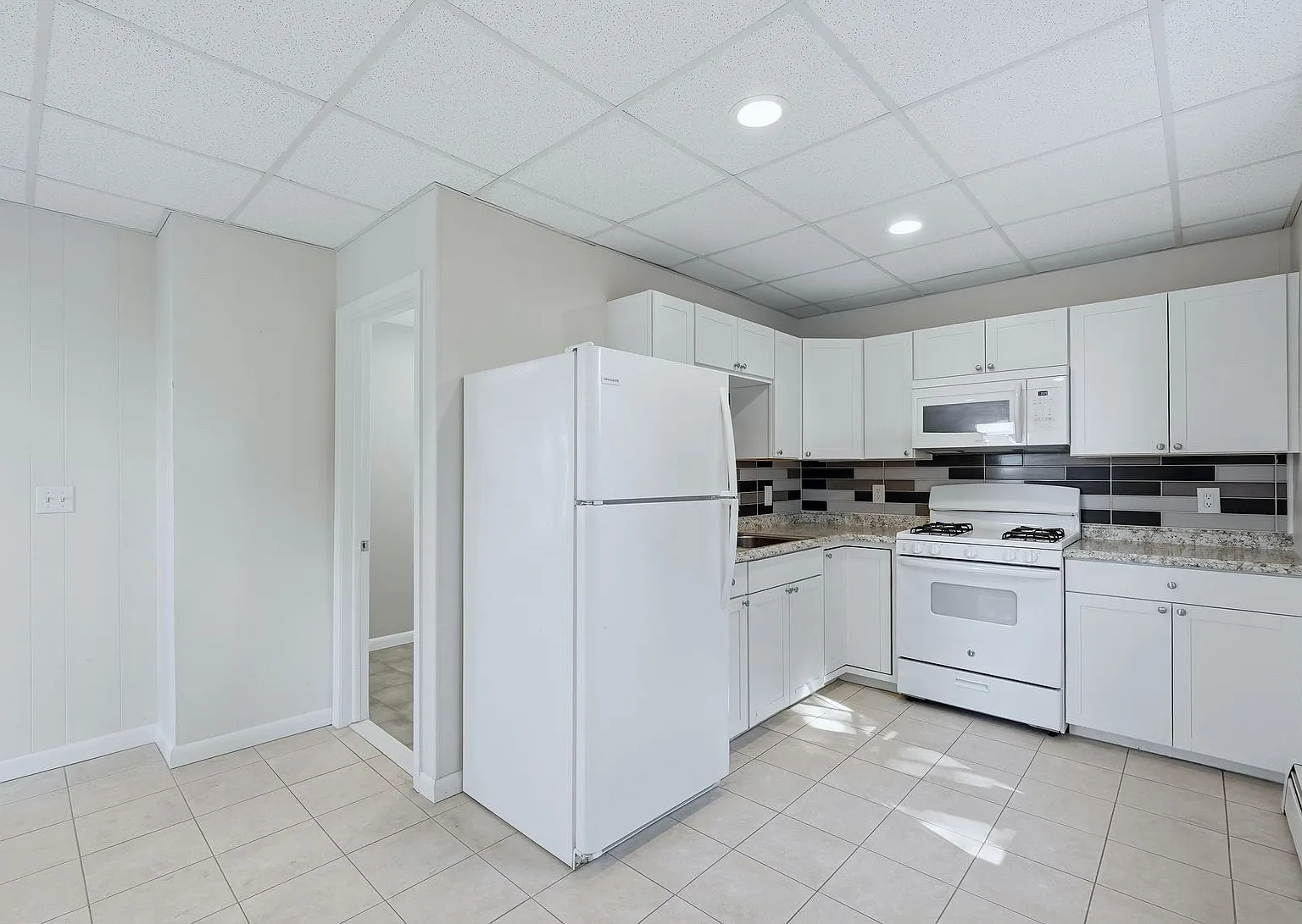 1 bed, $1,900 — Photo 3