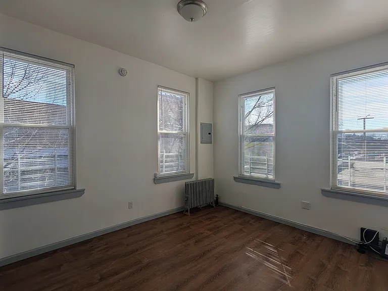 170 Bradford St #2 — Photo 5