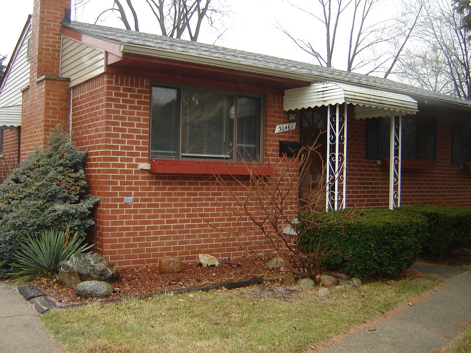 1st image of 30461 Pierce St