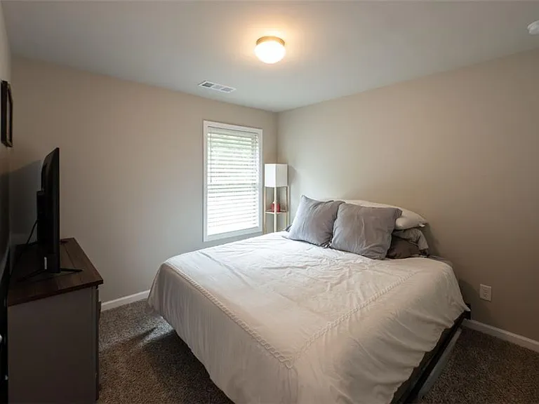 819 Ash St — Photo 23