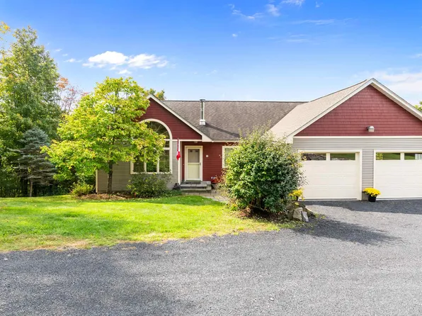 31 Lovers Lane, Grand Isle, VT 05458