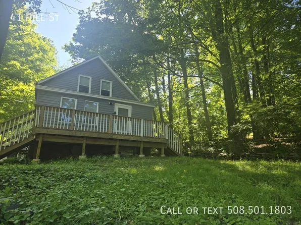 41 Hill St, Auburn, MA 01501