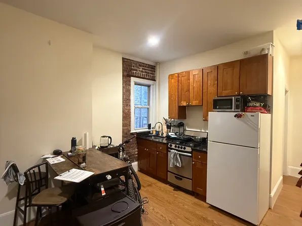 24 Peterborough St, Boston, MA