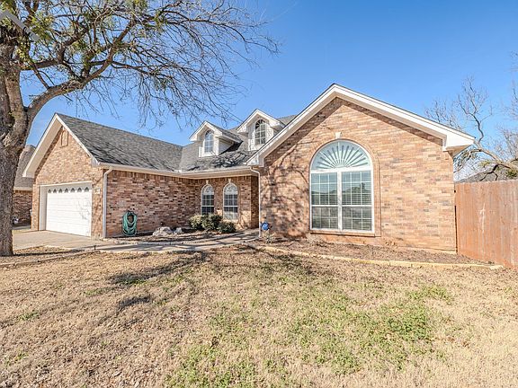 3rd image of 5 Blazing Star Ct