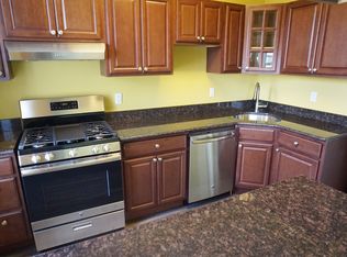 6077 71st Ave #3H, Ridgewood, NY 11385