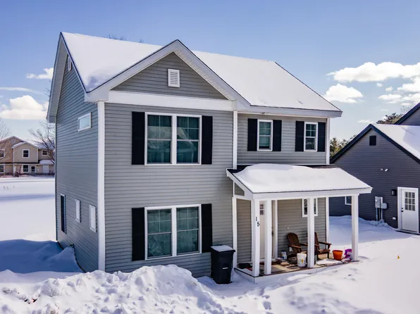 15 Intrepid Street, Brunswick, ME 04011