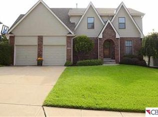 5069 S 174th St, Omaha, NE 68135