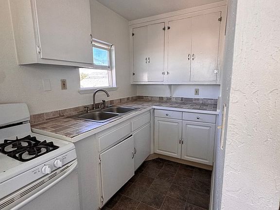 4th image of 2435 Rio Linda Blvd APT 3