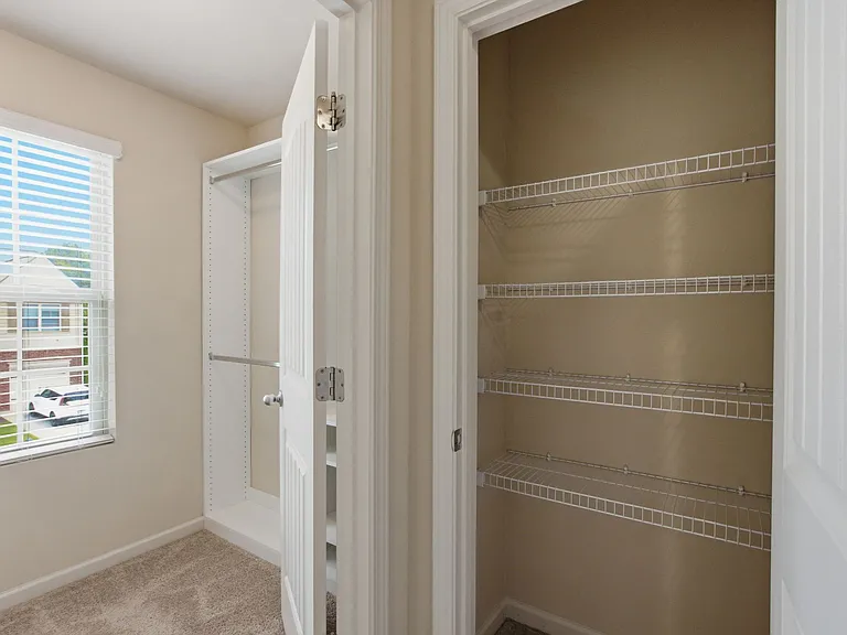 4007 Cannonsgate Ln — Photo 31