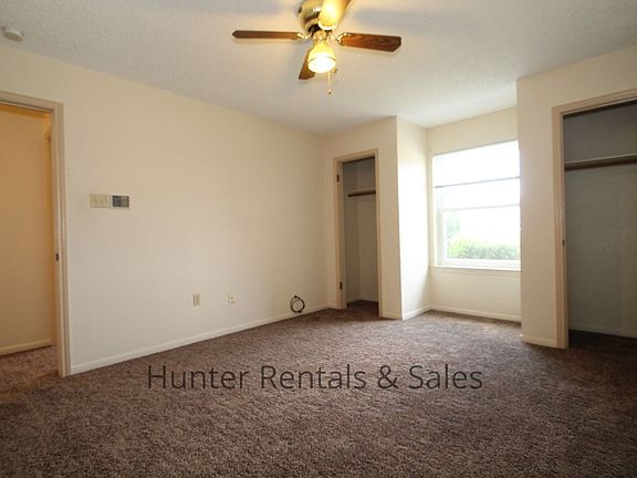 2nd image of 569 Plaza Ct