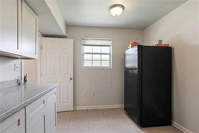 4745 Francis Dr — Photo 6