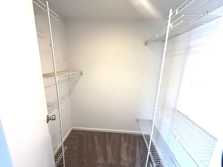 1626 Lara St NE — Photo 18