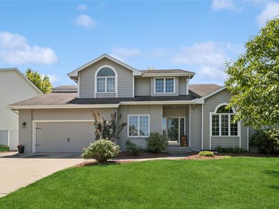 5438 Ponderosa Dr, West Des Moines, IA, 50266