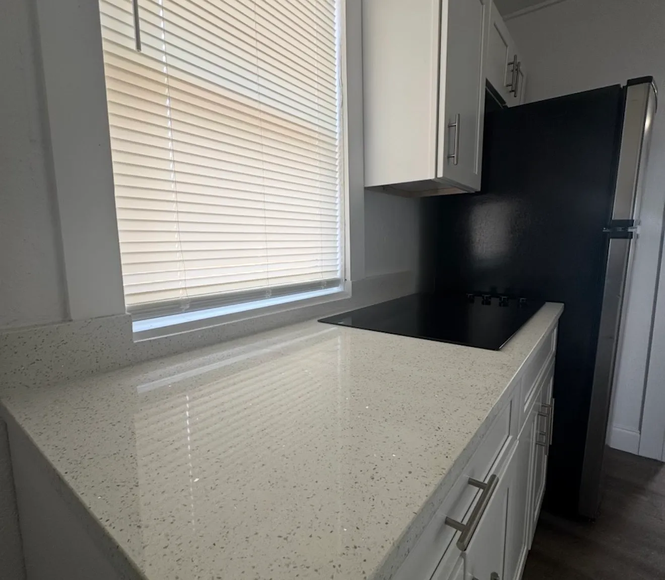 715 Jernigan Ave — Photo 3