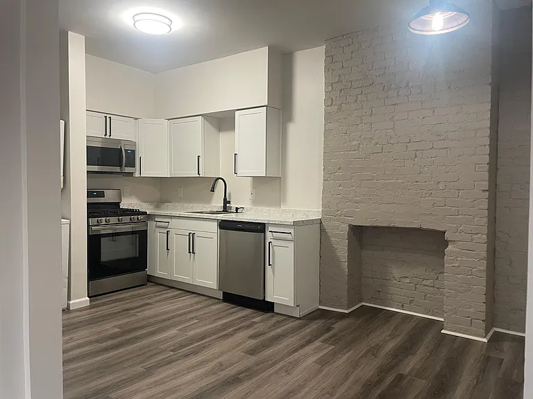 120 Philip St #2 — Photo 2
