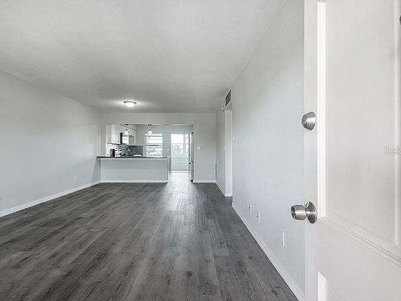 3rd image of 6645 1st Ave N APT 302