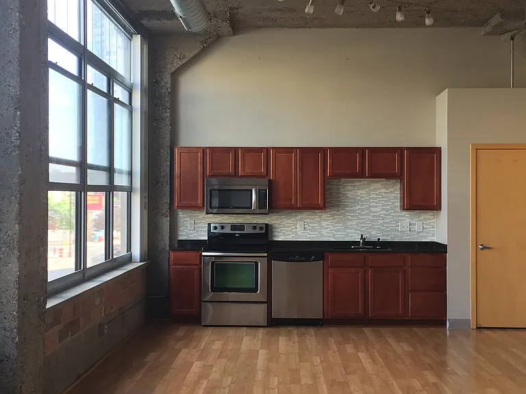 521 S 7th St #220 — Photo 7