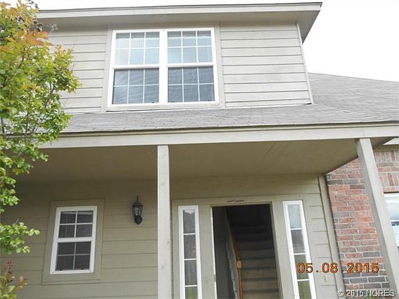 4th image of 4022 S 214 East Ave