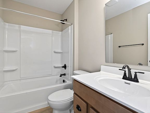 4th image of 2703 Golden Leaf Dr #2703