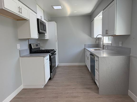 3rd image of 10308 Rinda Dr