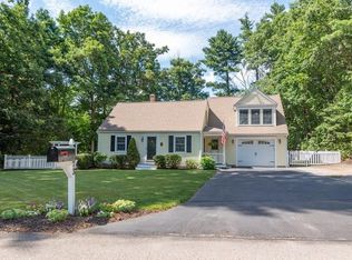 73 Cross St, Foxboro, MA 02035