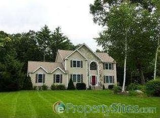 9 Velma Cir, Pelham, NH 03076