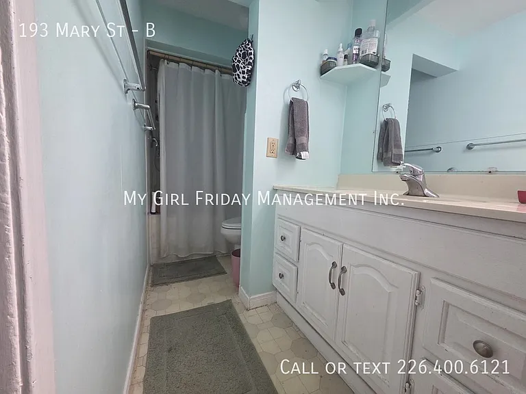 193 Mary St #B — Photo 6