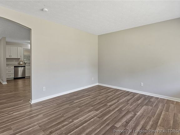 5th image of 2323 Everena Ave