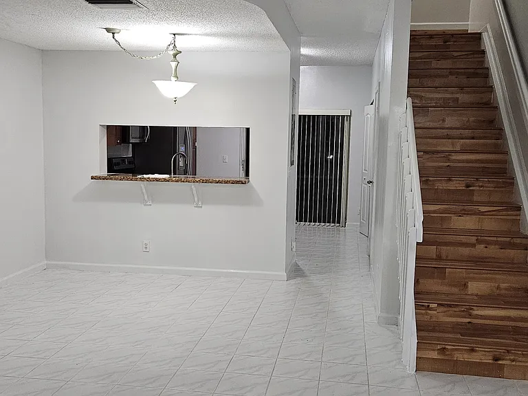 9934 NW 56th Pl — Photo 16