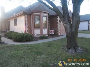 2461 SW Brookhaven Ln, Topeka, KS 66614