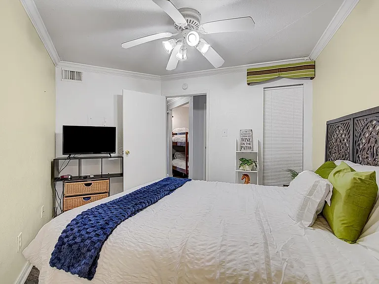 6300 Seawall Blvd #3113 — Photo 17