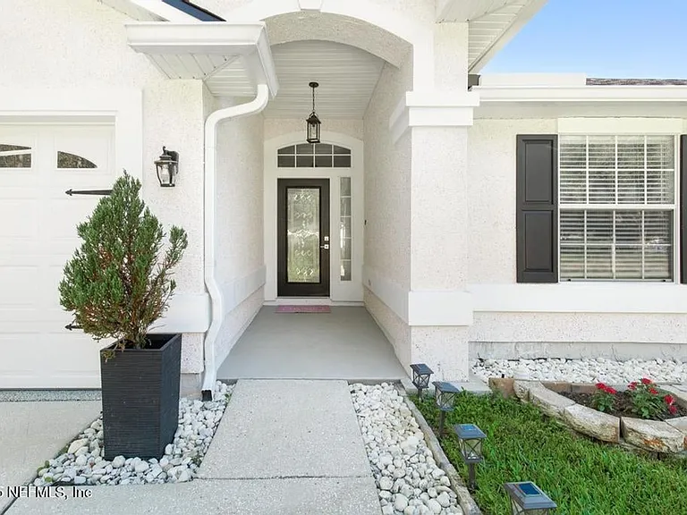744 Dewdrop Loop — Photo 2