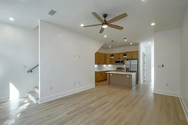 3738 Bruxelles St #3738 — Photo 11