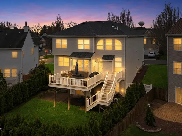 16 Pinehurst Drive, Manalapan, NJ 07726