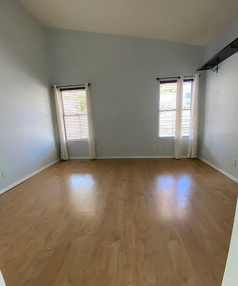 8220 James Grayson Dr — Photo 7