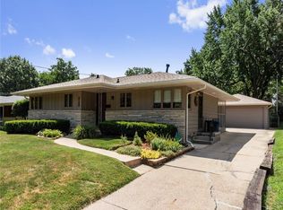 3122 Aurora Ave, Des Moines, IA 50310
