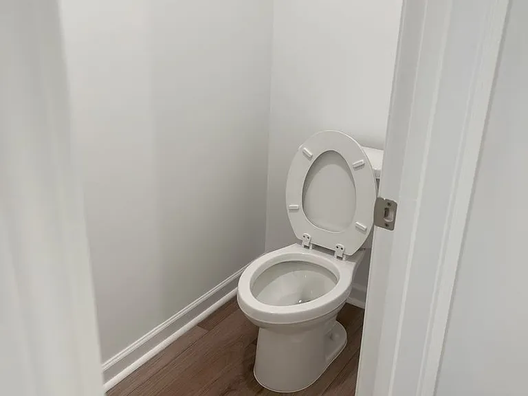 2111 Regal Dr — Photo 19