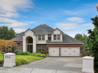 8316 NW Ridgetop Ct, Portland, OR 97229