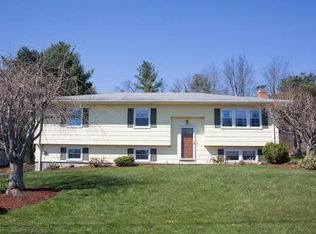 16 Meadowbrook Rd, Auburn, MA 01501