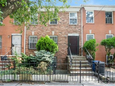 222 Christopher Columbus Dr, Jersey City, NJ, 07302