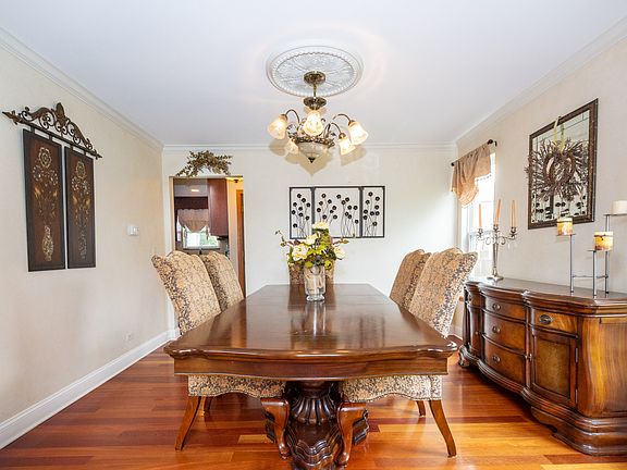 5th image of 1677 Club Lake Ct