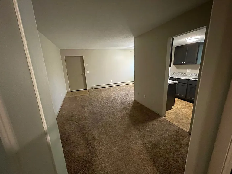 120 Riverside Ct #1-37 — Photo 13