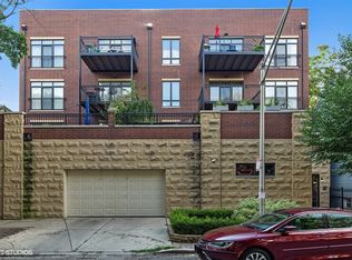 3534 N Hermitage Ave APT 201, Chicago, IL 60657