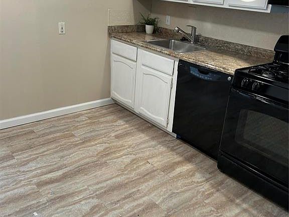 5th image of 4119 Cornus Dr