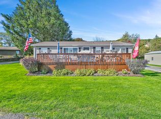 431 Blue Heron Ln, Factoryville, PA