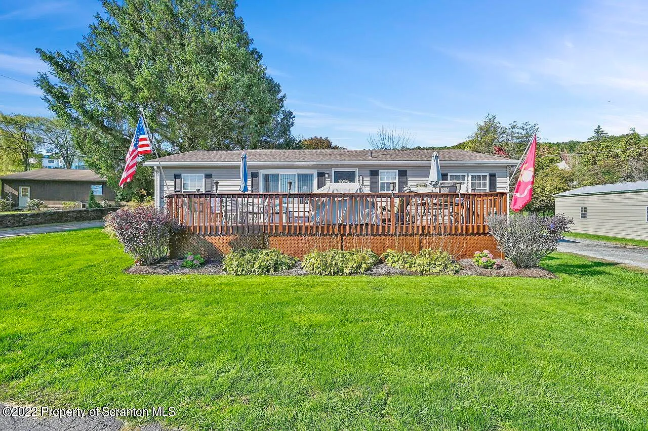 431 Blue Heron Ln photo 1