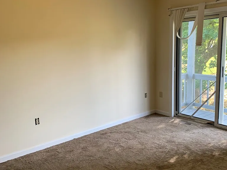 197 Community Cir — Photo 8
