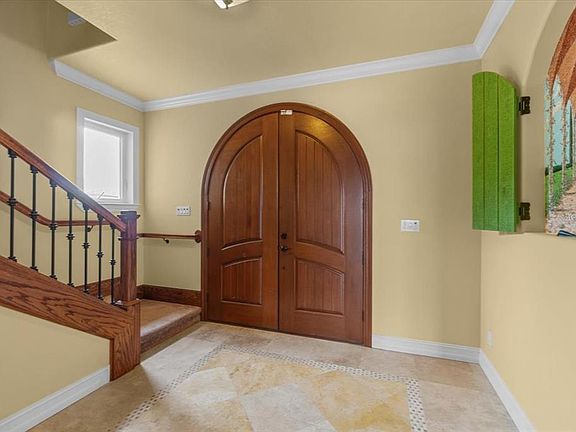 2nd image of 4301 Vasco St #4301
