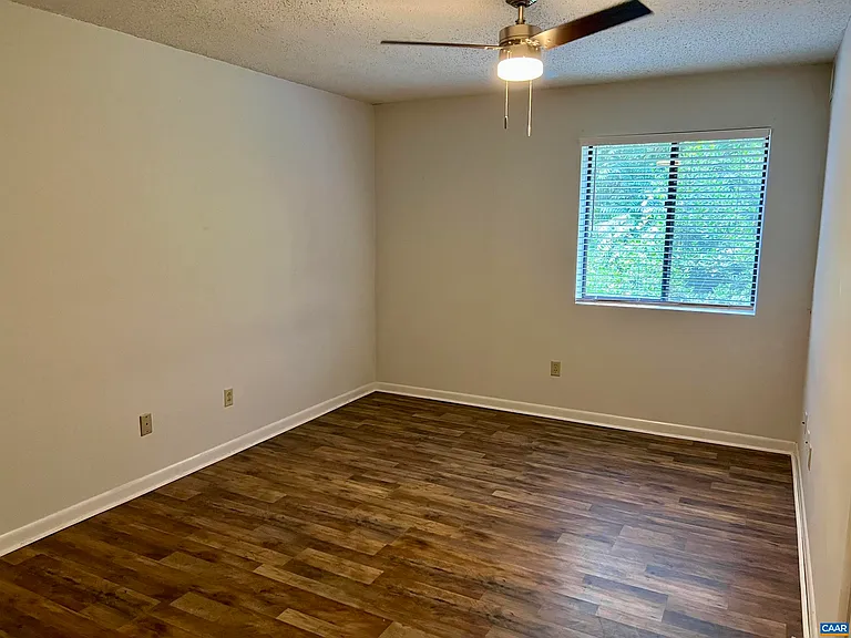117 Turtle Creek Rd #6 — Photo 12