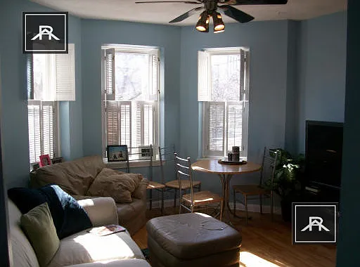 1411 Commonwealth Ave #401